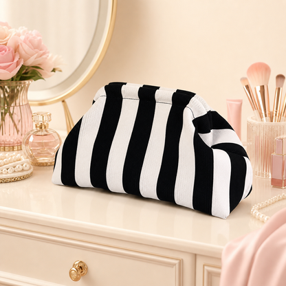Stylish Knitted Makeup Bag