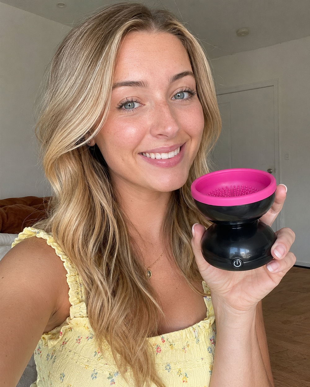 Beauty Kiwi community member using the Natural Brows Stamp Kit