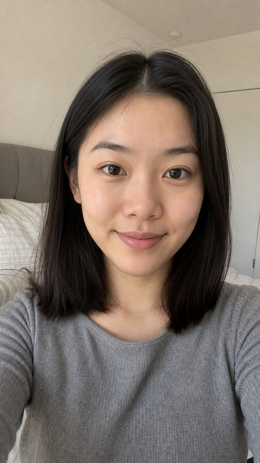 Before applying Korean Spicy Lip Plumper Gloss